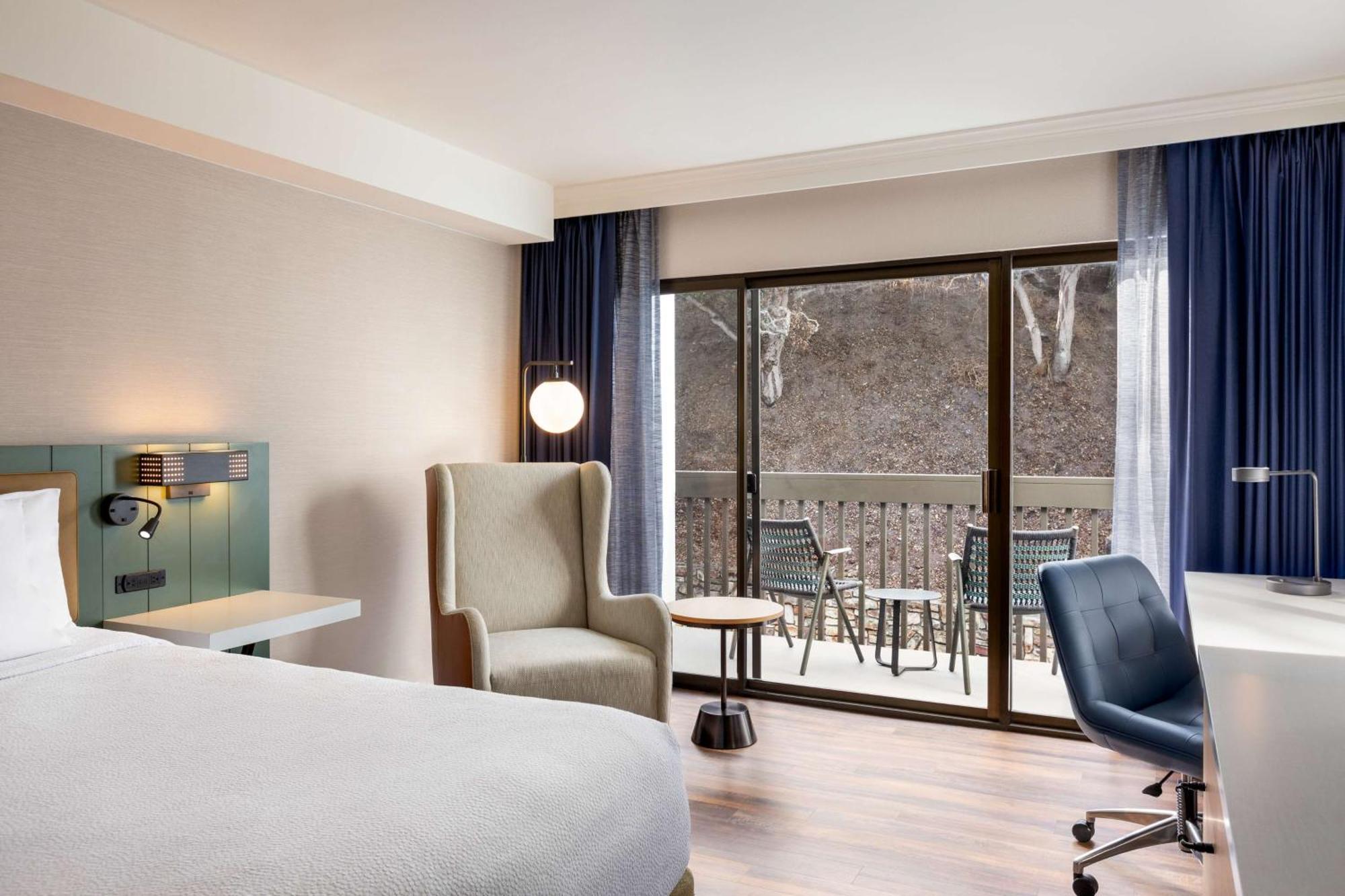 Hilton Garden Inn Монтерей Екстер'єр фото